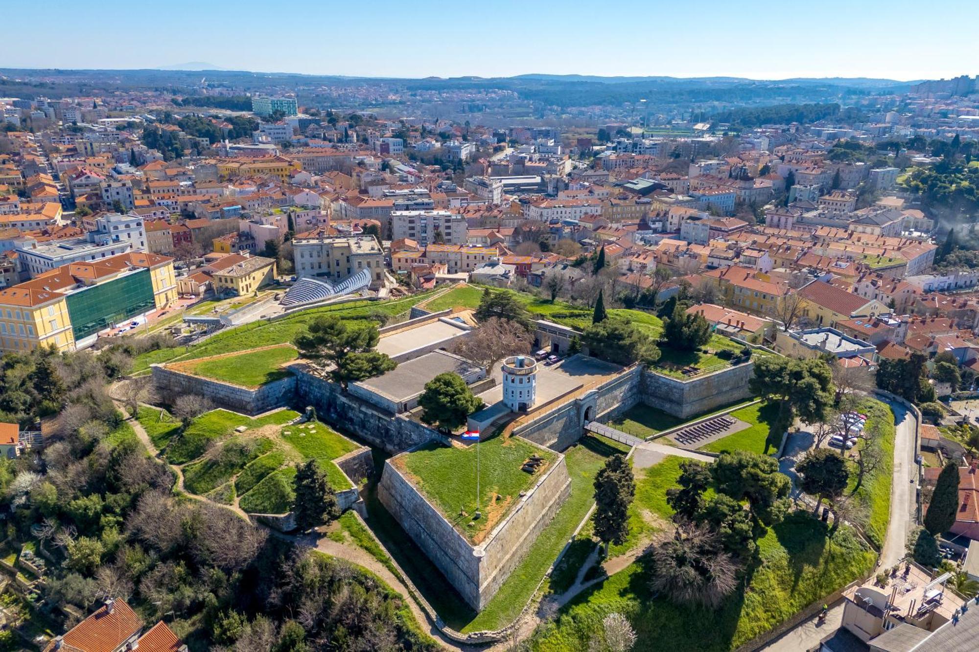 Pula Residence Rooms And Apartments Old City Center Exterior foto