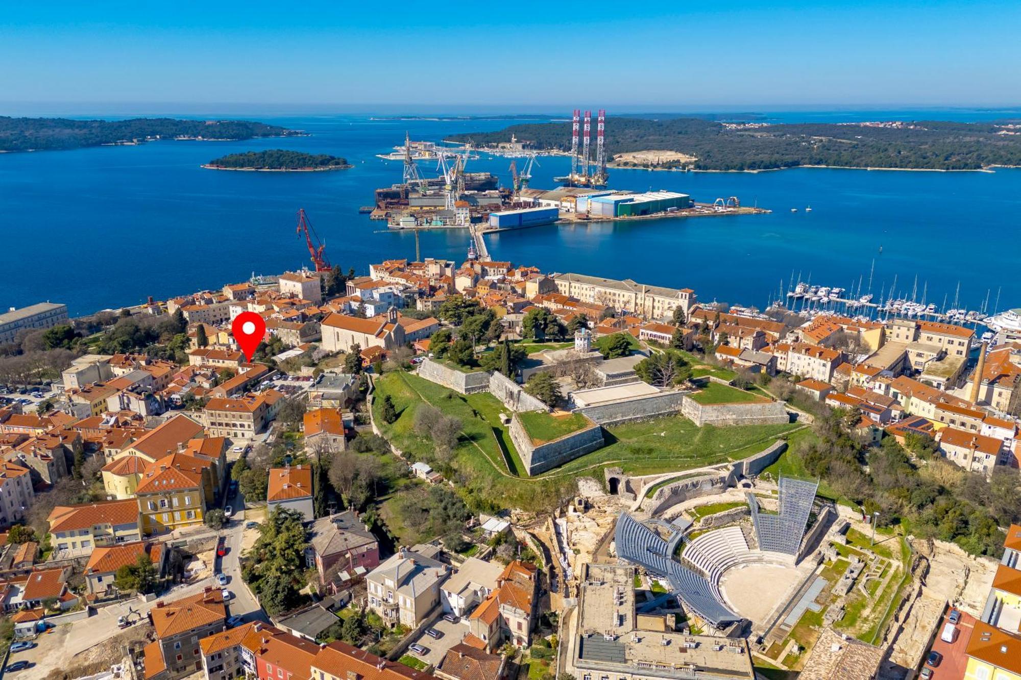 Pula Residence Rooms And Apartments Old City Center Exterior foto